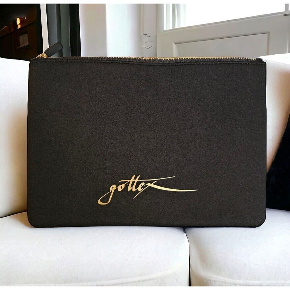 Gottex Neoprene Zip Pouch Black/Gold